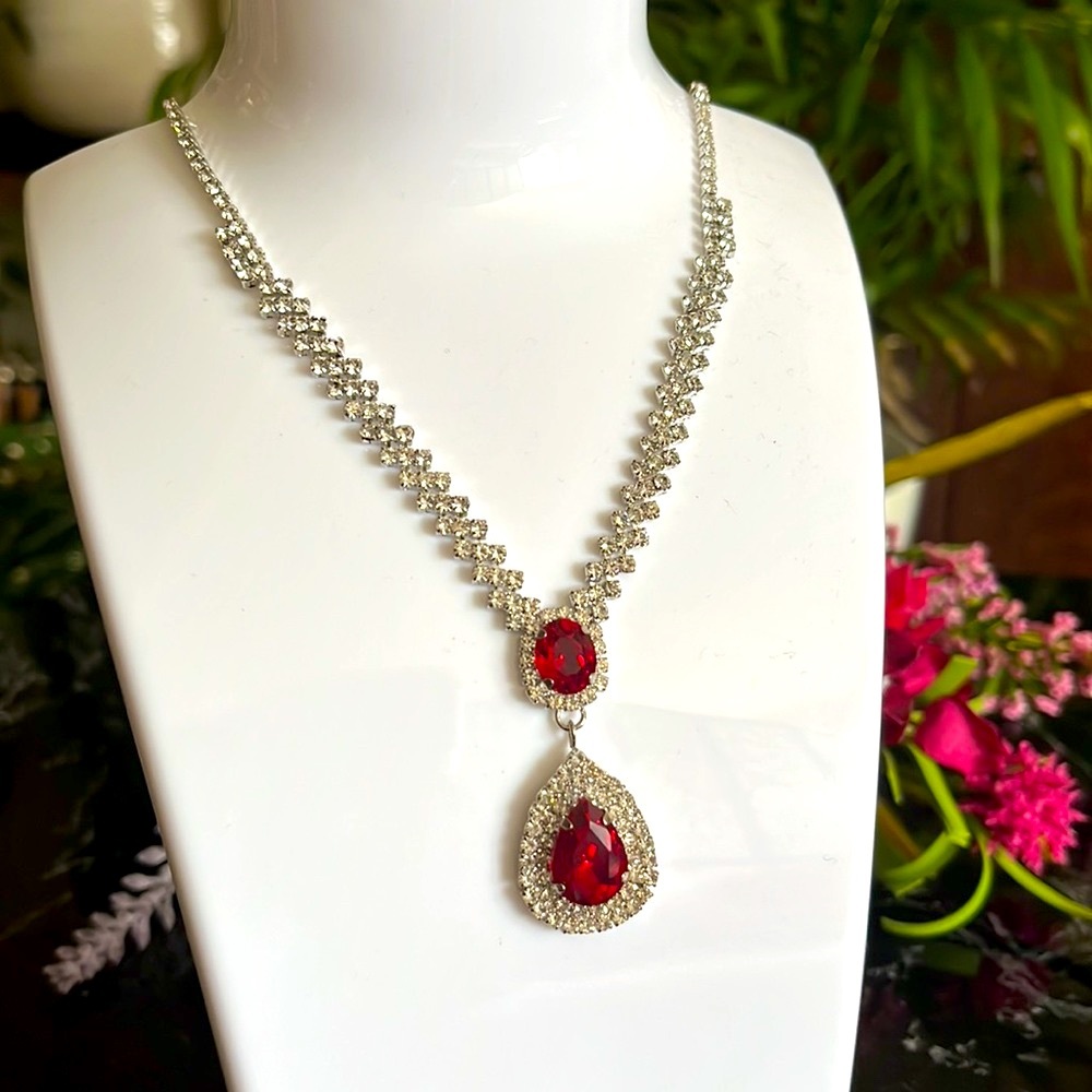 ❤️💎Ruby Diamond Simulant Necklace and Earrings Set by Lovisa-NWT